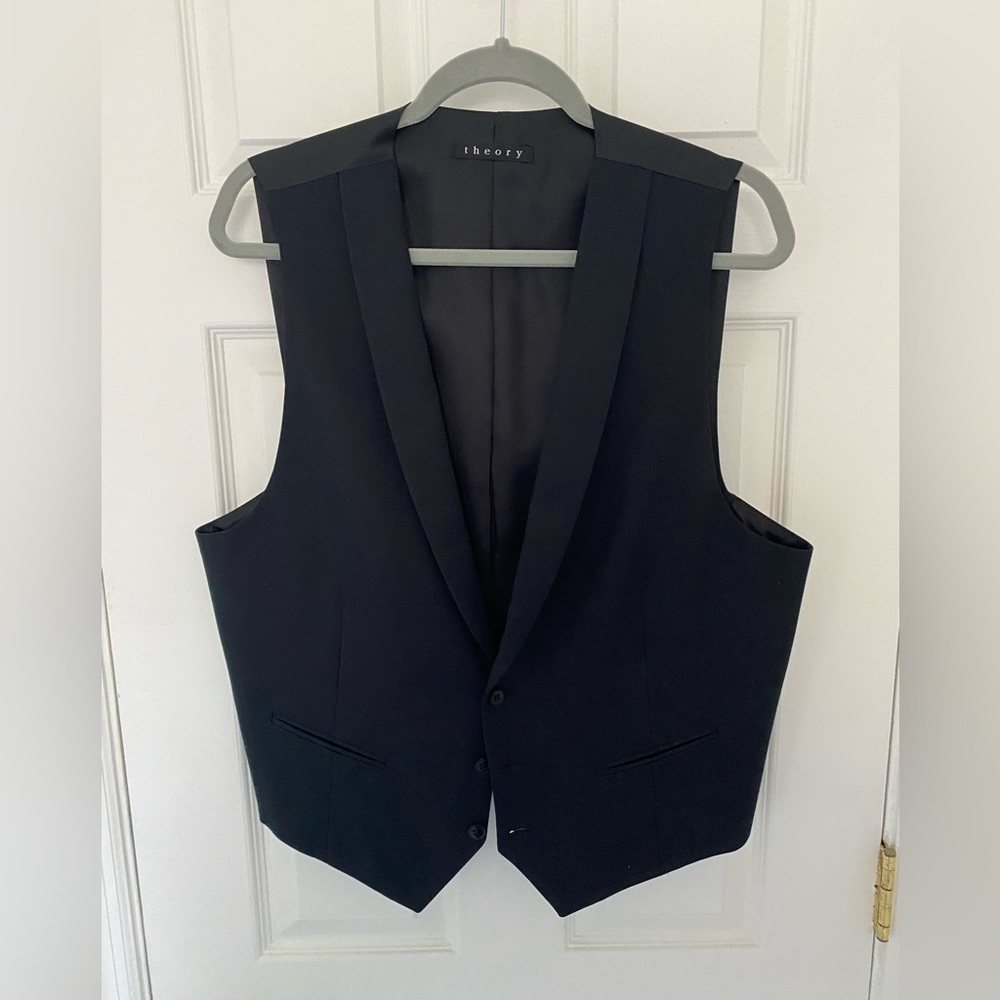 THEORY Tuxedo vest